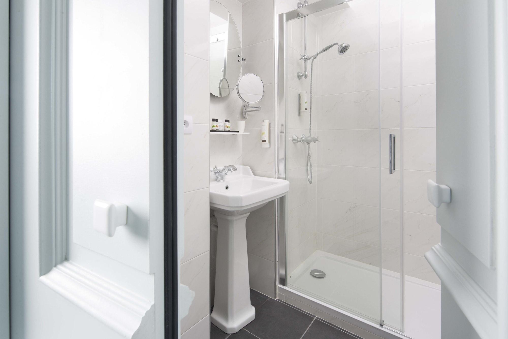 Hotel Celeste Batignolles Montmartre Paryż Zewnętrze zdjęcie
